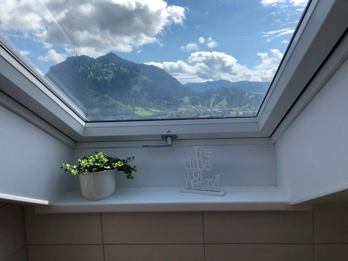 Nagelfluh Hüs – Traumhafte 2-Zimmerwohnung mit Bergblick und Südbalkon Blaichach Exterior foto